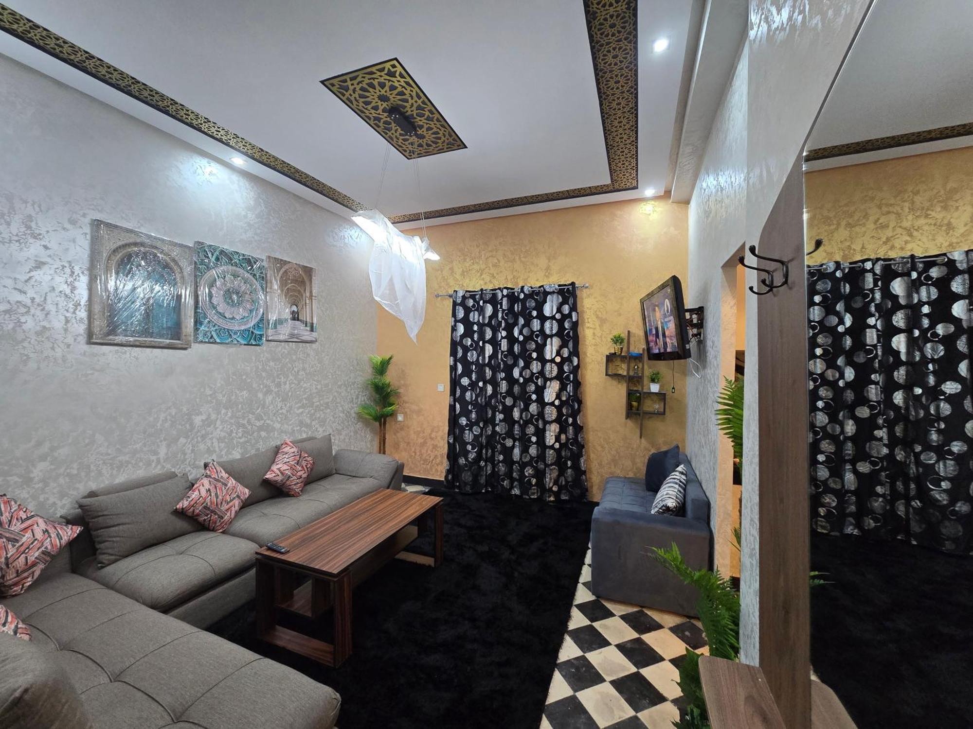 Centre Ville Plage Avec 1 Seule Chambre 3 Pieces Au Total Pour Famille Ou Personnes Serieuses 杰迪代 外观 照片